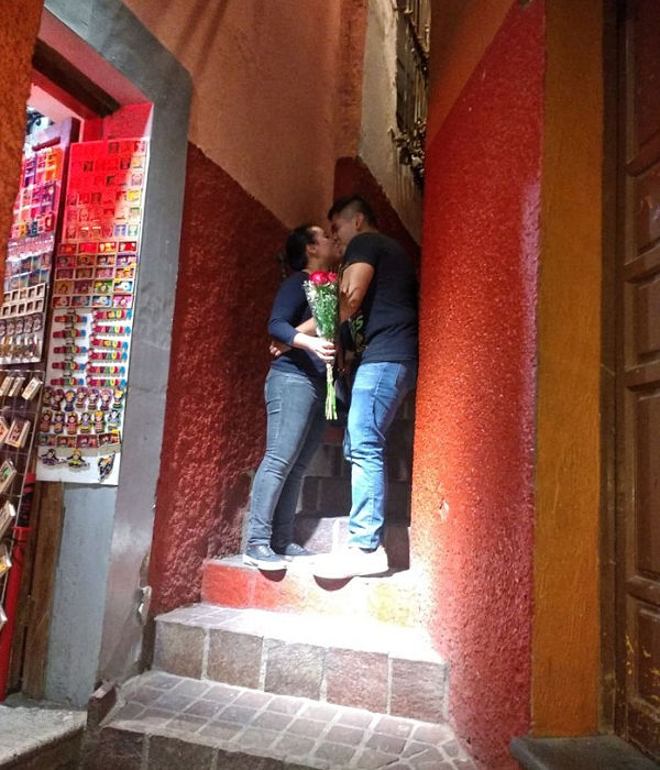 Callejon del Beso en Guanajuato